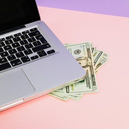 Guide: New opportunities in Creator Economy and Online Income 2026-03-12