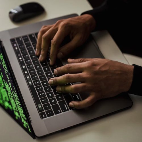 Guide: Cybersecurity Basics for Online Entrepreneurs